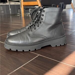 Zara Men's Black Lace-Up Boots